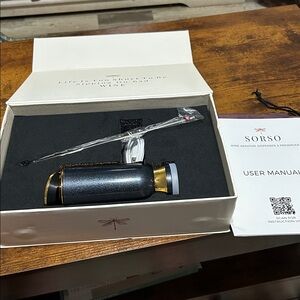 Sorso Wine Aerator, Preserver & Dispenser